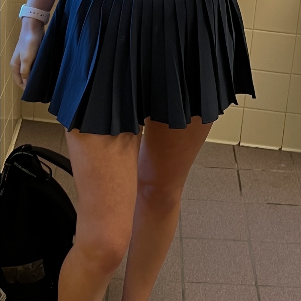 Classic Pleated Mini Skirt - navy